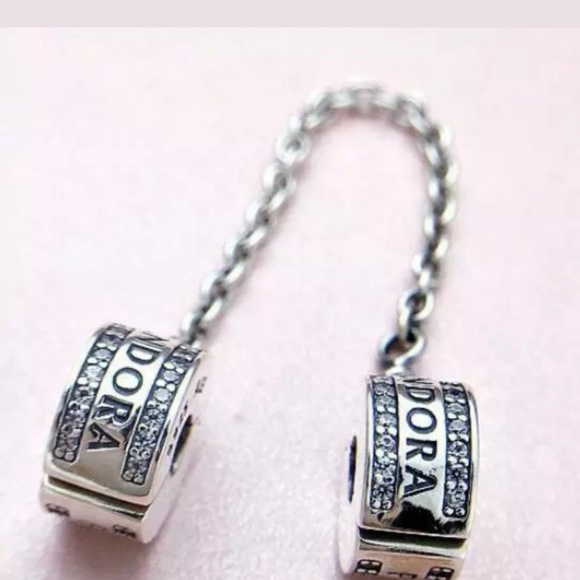 Pandora logo signature safety chain. - Picture 8 of 8